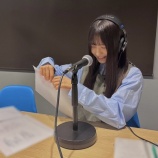 『[ノイミー] 永田詩央里、生まれて初めて紙を破る可愛いなw』の画像