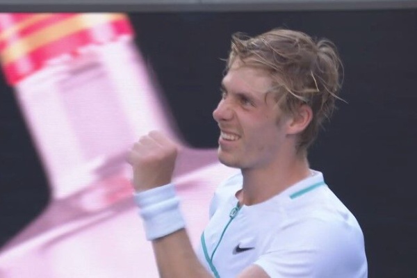 スマッシュ速報 ラケット破壊