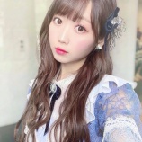『[イコラブ] 大谷映美里「最近のメイク事情（ラメ感控えめで艶感重視と、大人めなカラーを使うのが好き…）」【みりにゃ】』の画像