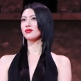 三吉彩花30歳、セクシーな大胆露出姿が話題に。