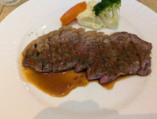 今日は勉強のためランチを食べました😃美味しかった〜💘