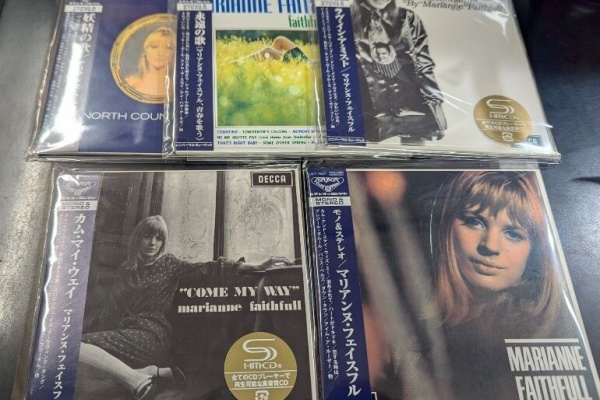 ディスクユニオン新宿ロックCDストア