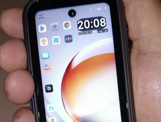 【朗報】ミニスマホを買ったんだが、めちゃくちゃ良かった