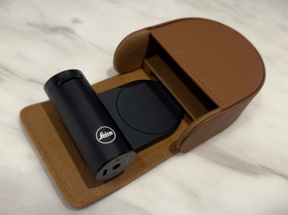 ライカ LUX グリップ（Leica）のレザーケース