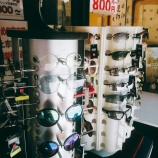 『特価サングラス』の画像