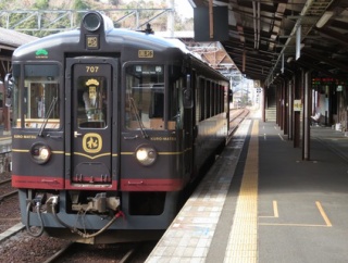天橋立駅で 「丹後くろまつ号」 西舞鶴行きを撮る （発車標＆車両） 【2024年12月、2025年9月】