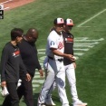 菅野智之が緊急降板　右足に打球直撃し苦悶…1人で歩けず
