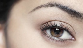 【体験者が語る現実】レーシック手術を受けてから5年… 視力の再検査をした結果