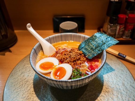 ラーメン一杯１０００円超え、完全に受け入れられるｗｗｗｗｗｗｗｗ