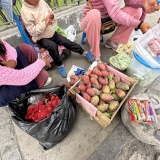 海外路上のマグロめし。