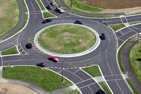 ぐるぐる交差点 ラウンドアバウト とろける はんなり ぐるぐる