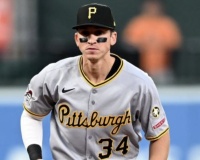 ディベイニーは打てなくても200打席くらいは与えられそう