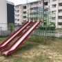 0-府営泉大津小松住宅　公園（泉大津市）見つけました！ジャングルジム直結ツイン滑り台！レトロ遊具です