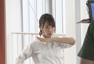 【朗報】宇垣美里さん、色気ムンムン女教師になって受験生を応援 	