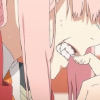 【画像】女子「数学の参考書メルカリで売りたいなぁ…せや！かじるか」　→　オークションに出品した結果ｗｗｗｗｗｗ