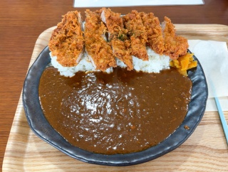 名寄市 【とんかつ ことら】カレー篇