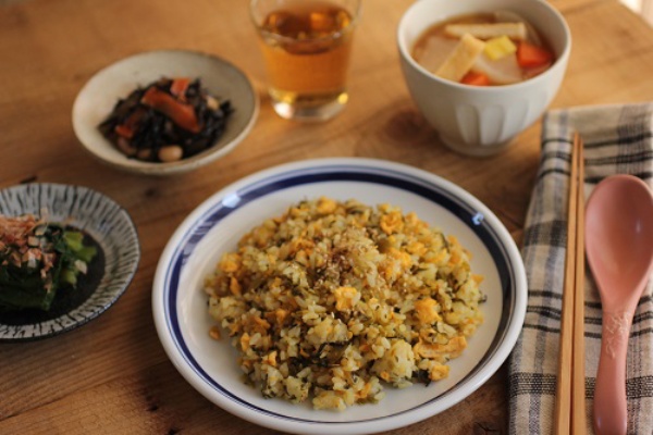 チャーハン 献立