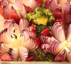 赤玉ねぎでフラワーローストオニオンの作り方