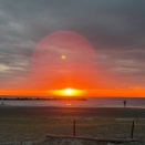 夕焼けと波待ち