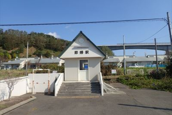 むかわ 鉄道標識 青色　廃線 むかわ 鉄道標識 青色 廃線 富内線の廃線跡～後編 - とっ