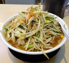 ■神保町の「一正」で、デカ盛りタンメン！