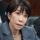 国民を貧困にする反日事務屋・財務省は即刻解体　8/25