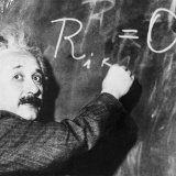 「タイムマシン」は原理的に製造可能