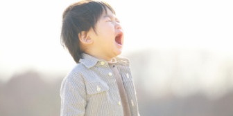 小4の長男が「叔父さんと叔母さんの子供になる！」と何度もしつこく言ってきたので本当に養子に出した。一週間で泣きついてきたが息子への愛情はもうなかった