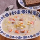 具がたっぷり！豆乳コーンチャウダーの作り方