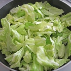 新生活レシピ！包丁いらずで超簡単！春キャベツと豚肉の塩昆布蒸し＆感動のイエルバブエナ