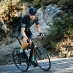 10万のクロスバイク買ったのに8000円のママチャリより遅いし疲れるんやが… 	