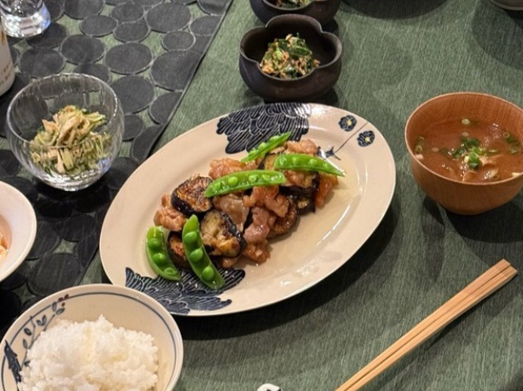 豚こまと茄子のスタミナ炒めの夜ごはん