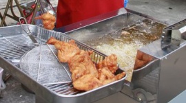 【台湾】フライドチキンを4年間食べ続けた12歳女児　腎臓病で死ぬまで人工透析に