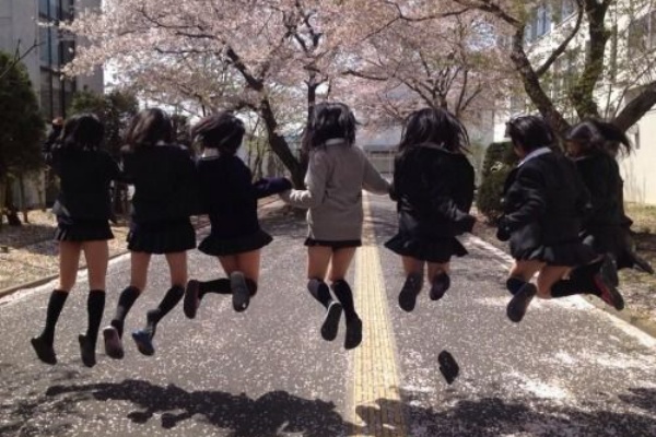 若者の感情表現がゆがんできてない 日々 淡々と生きて行けたら幸せ