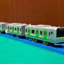 山手線E235系トウ44編成205系ラッピング