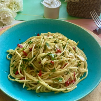 真夜中のスパゲッティ！スパゲッタータ・ディ・メッツァノッテ