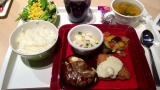 【悲報】ワイ　社員食堂で食い逃げしまくっていたことがバレ絶体絶命