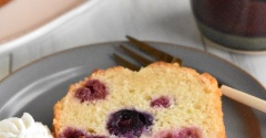 簡単！こめ油で作る♪サワークリームとベリーのパウンドケーキ