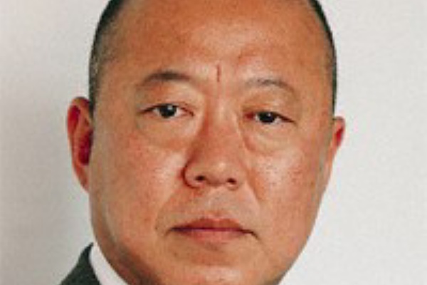 いかつい３号 六平直政さん 緑の日々