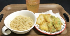 【貧乏飯】ダッシュで作った質素飯。
