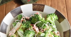 【ピリッと大人味！】やみつき!柚子胡椒で和えるブロッコリーとカニカマのおしゃれデリサラダ
