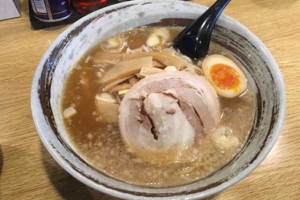 らーめん珍宝館 醤油ラーメンこってり系