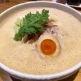 泡にまみれたエスプーマラーメンを召す！北斗市本郷「黄色い花」