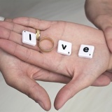 いま話題の「恋愛工学」使って恋愛の仕組みと彼女作る方法解説する