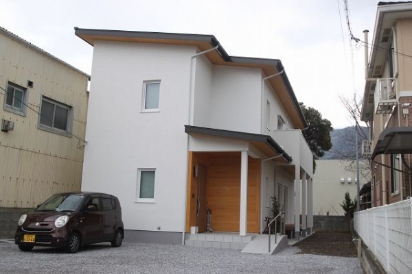 大工の嫁日記 低燃費住宅 キッチンが真ん中 吹き抜けのあるお家