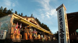 登山客「富士山を登ったはずが、いつの間にか下山していた」