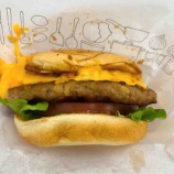 『プロのハンバーガー弁当（モス）』の画像