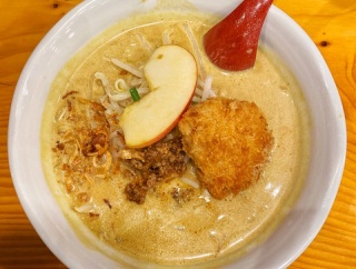 蔵出し味噌 麺場 田所商店 周南店@周南市 の 「青森味噌牛乳カレーらーめん」 #田所商店 #青森味噌牛乳カレーらーめん #津軽味噌 #味噌ラーメン #秘密のケンミンSHOW #周南市 #つけものいし