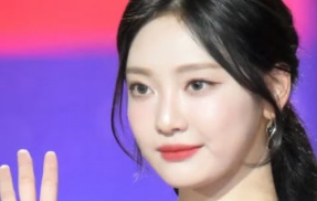 紅白出場歌手に「原爆をバカにした中国人」がいると物議