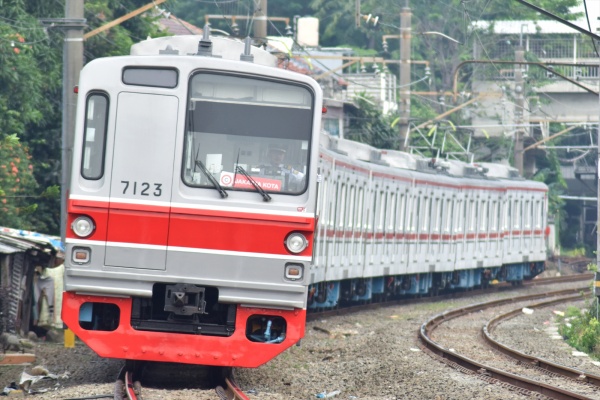 JABODETABEK COMMUTERS NEWS - 7000系